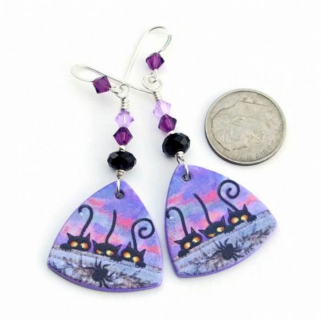 ShadowDogDesign's tweet photo. New! Whimsical black #cats staring at #spider #Halloween #earrings w/ black onyx &amp; Swarovski crystals!  via @ShadowDogDesign #ShopSmall #Handmade #HalloweenEarrings #CatEarrings       https://t.co/Yim2y0T824 https://t.co/fMX03WuQli