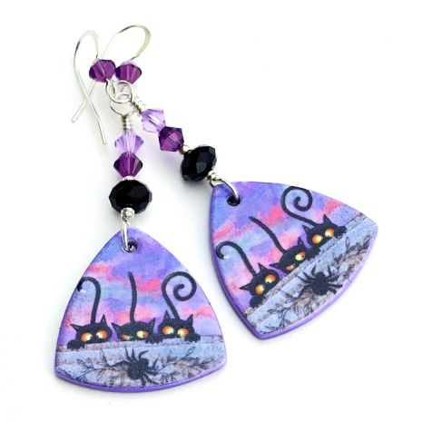 ShadowDogDesign's tweet photo. New! Whimsical black #cats staring at #spider #Halloween #earrings w/ black onyx &amp; Swarovski crystals!  via @ShadowDogDesign #ShopSmall #Handmade #HalloweenEarrings #CatEarrings       https://t.co/Yim2y0T824 https://t.co/fMX03WuQli