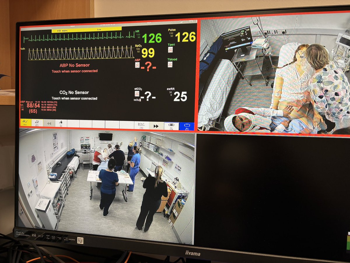 SligoSim's tweet image. Another fantastic PROMPT course @ SUH always placing patient safety 1st. @Ckkgreene @julianahenry76 @HSE_NSO