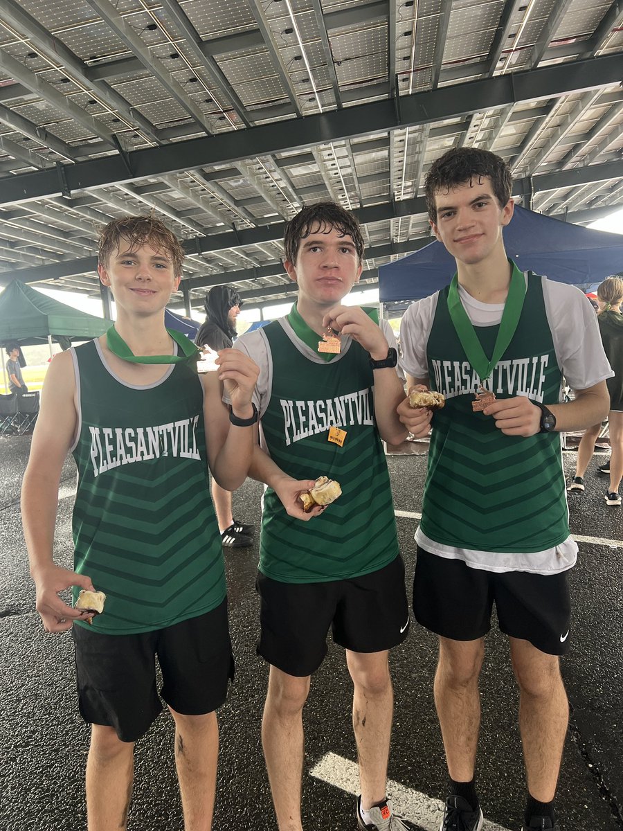 Pleasantville Cross Country/Track & Field tweet media