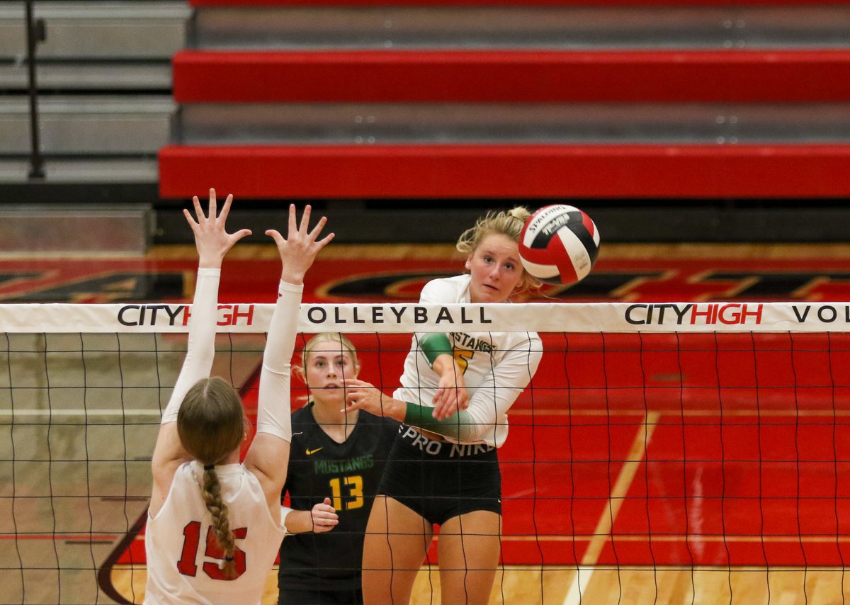Continuing to catchup on coverage from the week...

Scouting reports, photos of <a href="/HempsteadVBall/">Hempstead Volleyball</a> from Tuesday's match in Iowa City
👉 prepdig.com/2024/09/scouti…
<a href="/gabbi1324/">Gabbi Smith</a> <a href="/luciwebs/">Luci Weber 2025</a> <a href="/addisonwright22/">addison wright</a> <a href="/lexi_kuhle/">Lexi Kuhle</a> <a href="/KampbellBryte/">Kampbell Bryte 2026</a>