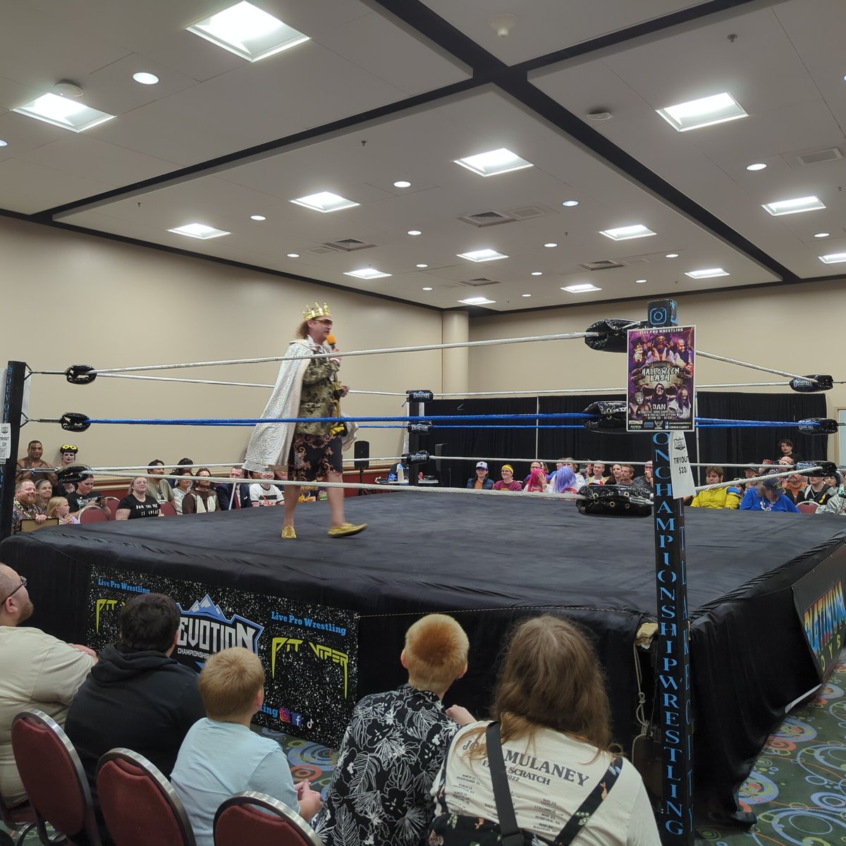 Live <a href="/DCWSaltLakeCity/">Devotion Wrestling</a> wrestling in Room 255 C featuring our guy <a href="/mannylemons/">Manny Lemons</a>, starting now!! We've got great seats and can't wait to see Manny in the main event! 🍋 🍋 🍋 #FanX