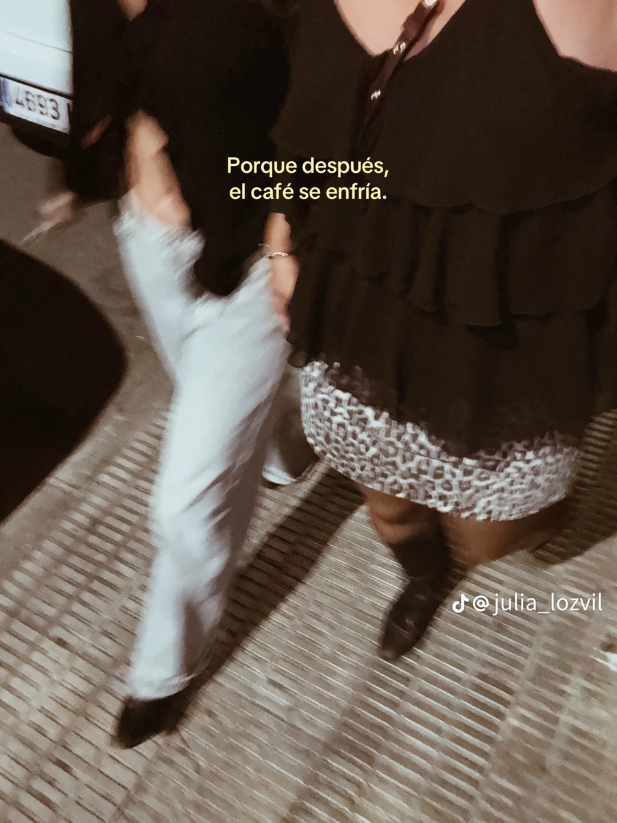 clauhernandzz's tweet photo. no sigueu com jo https://t.co/u9JKHPJIV7