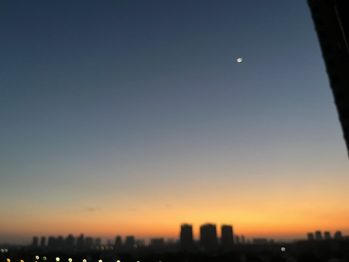 curryzZ1's tweet photo. 武汉的朝霞还是挺不错的 https://t.co/h4alEvmcrp