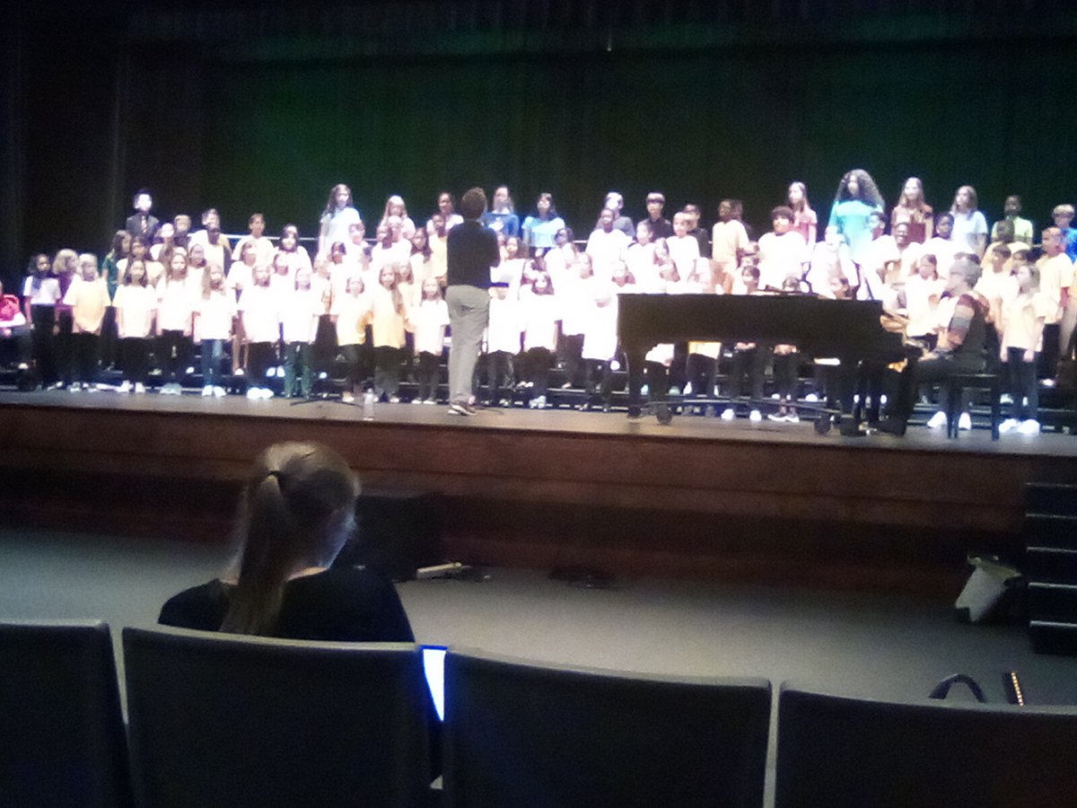 We had a great time at the 2024 Raleigh Youth Choir Explosion event today singing with 4th and 5th graders from around the county! We look forward to participating in this event next year!
