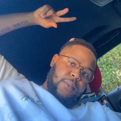 saveyy17's tweet photo. #NewProfilePic https://t.co/QFxBZFzpob