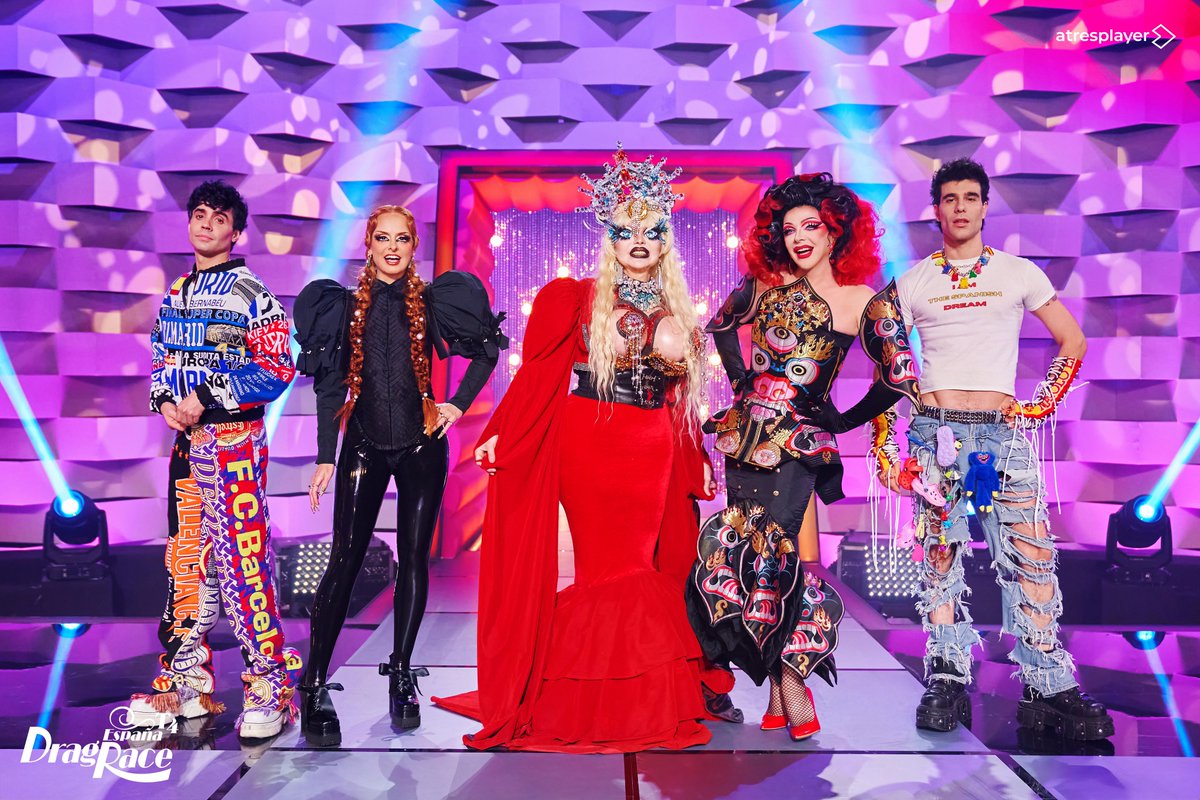 Con mucha emoción esperando el estreno del 2º capítulo de #DragRaceES  hoy a las 20:00h en #atresplayer en el que actúo como jurado. Tanto mis compañeras como las concursantes lo dimos todo y creo que va a ser memorable.