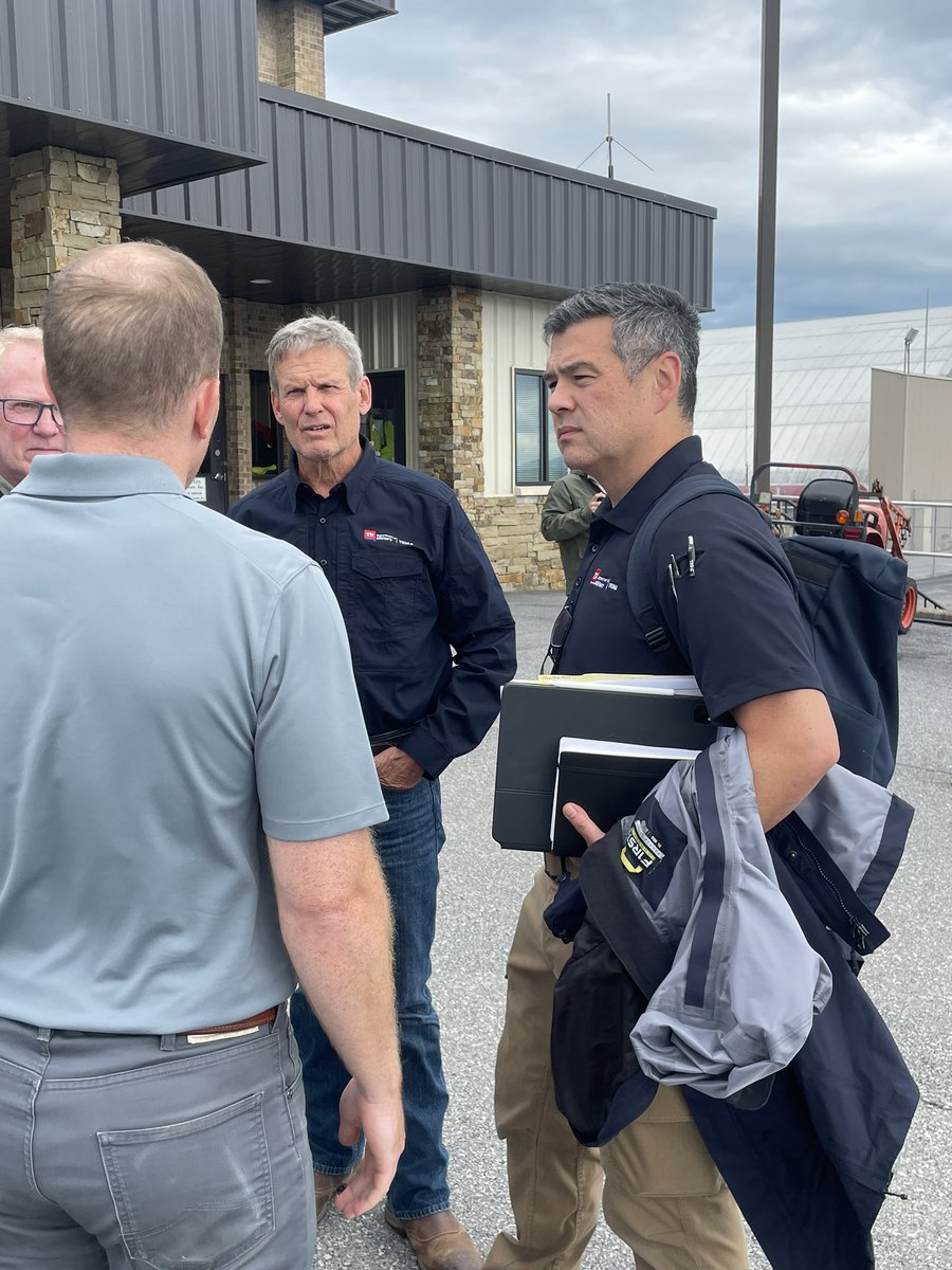 GovBillLee's tweet photo. This afternoon, @MariaLeeTN &amp; I toured East TN storm &amp; flood damage with members of the federal delegation &amp; @TennesseeEMA.

We thank members of @TNHighwayPatrol, @myTDOT, @TNCommerceInsur &amp; first responders who have begun recovery efforts &amp; are working to keep Tennesseans safe. https://t.co/AYWPGAI8Fu