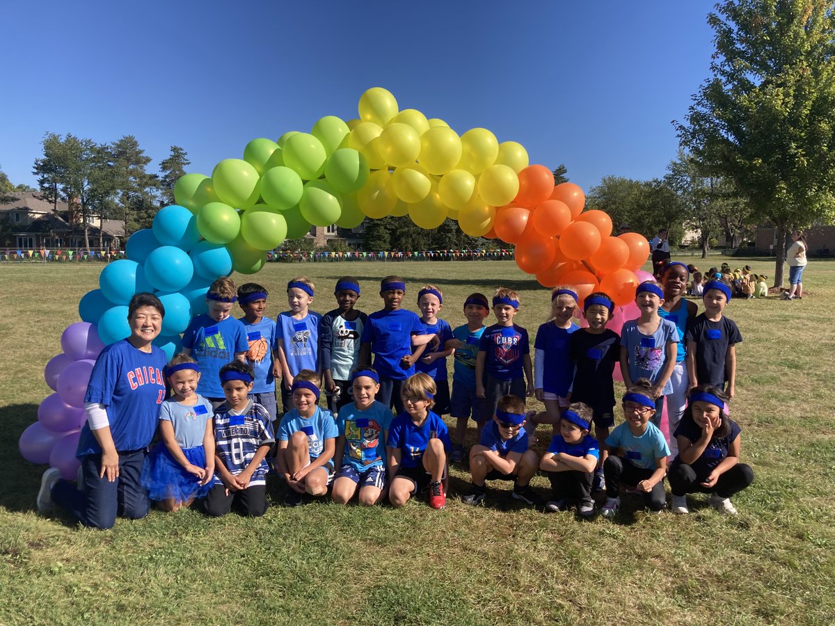 washcusd200's tweet photo. We had a great day for Knights on the Run! Thanks, PTA! #YourCommunitySchools https://t.co/LJE5qKPlQr
