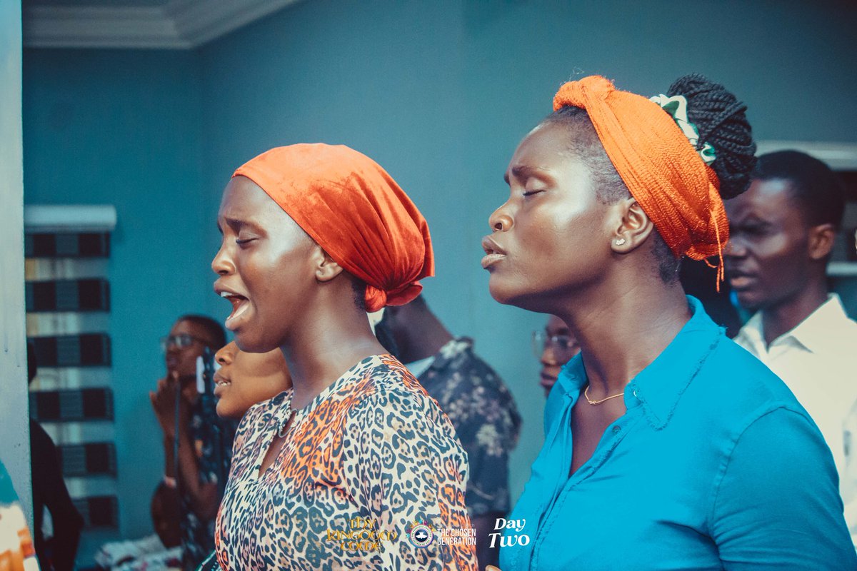 lscthechosen's tweet image. The oceans roar just to worship you.
The Heavens shake just to give you praise.
We cast our crowns, be lifted high.
We will worship you, forever more.

#PAMConference2024 #ThyKingdomCome #lscthechosen
#rccglscthechosengeneration #thechosengeneration #rccg #PAM2024 #PMC #PAM