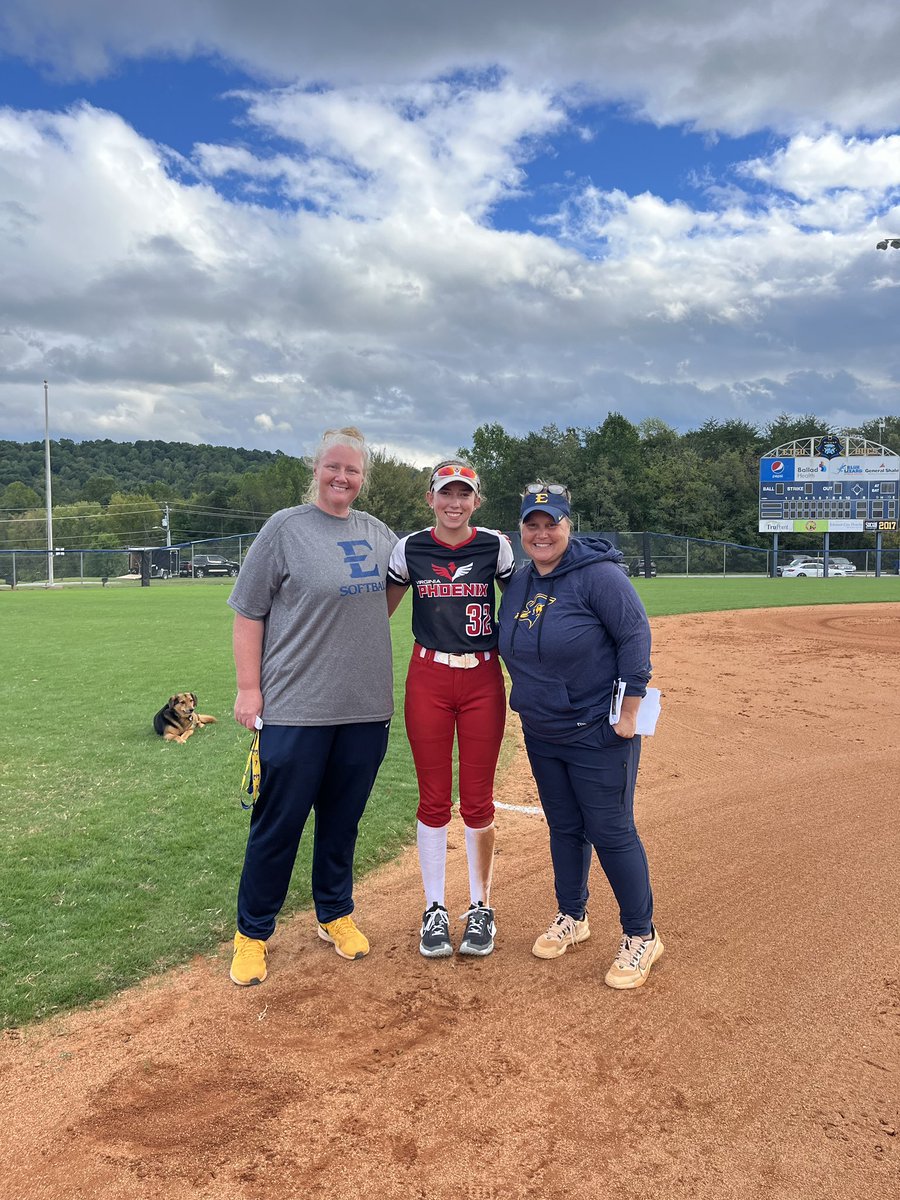 AvaDeJesus15's tweet image. So thankful for opportunity to be at ETSU today! I had a great day and can’t wait to be back on campus. @BillWag85041744 @CoachmilliSB @ETSUSoftball @VA_Phoenix_Wood