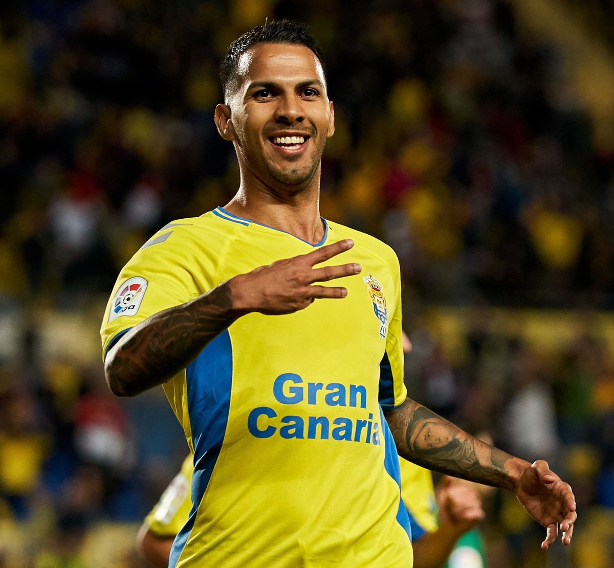 Empiezo la campaña:

JONATHAN VIERA, THE LAST DANCE