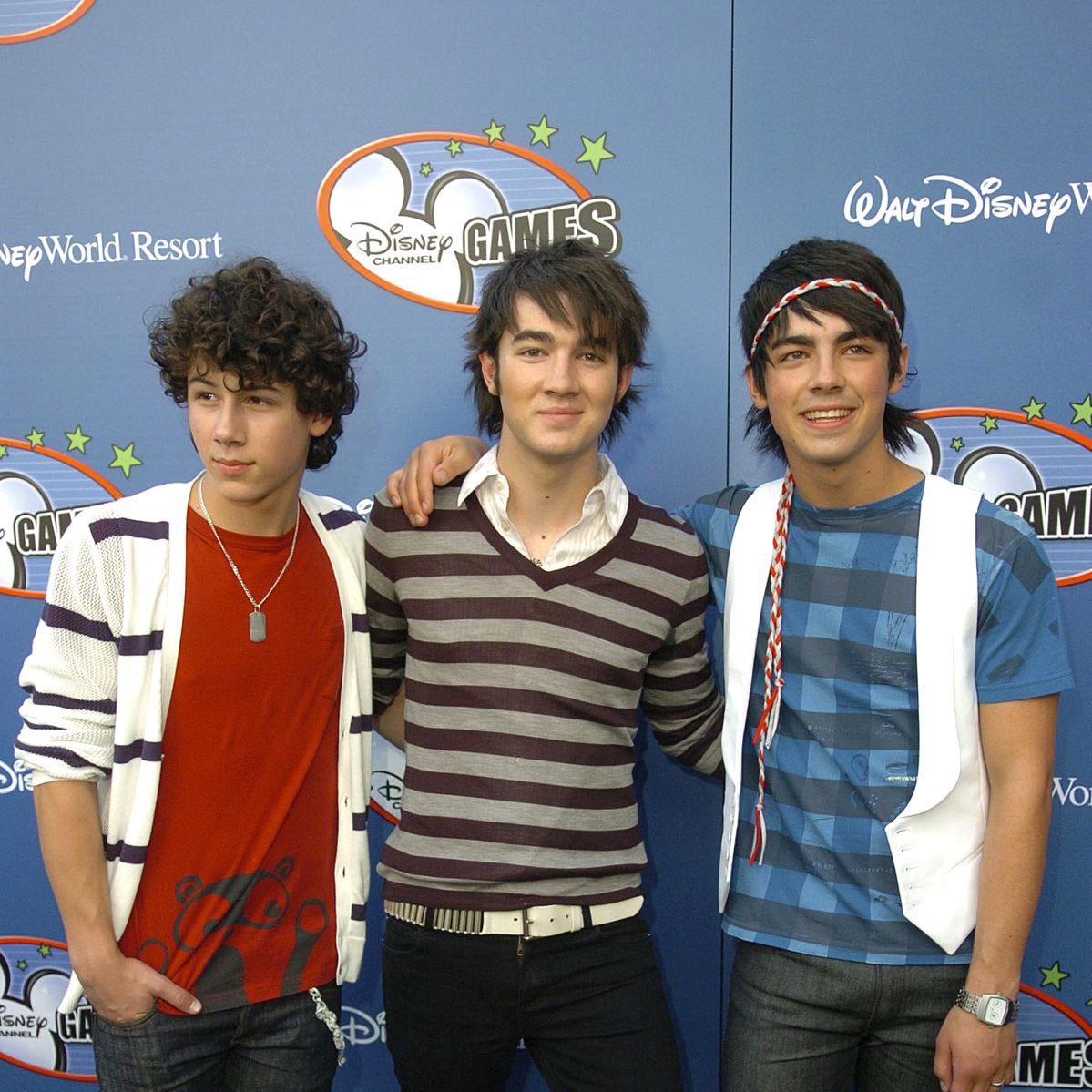 heyitsjobros's tweet image. how I met them                        still with them