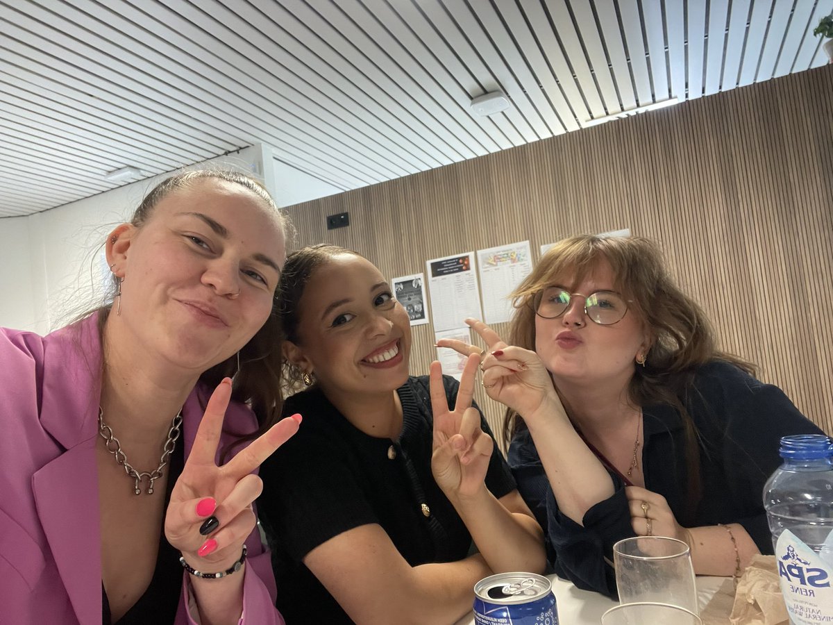 LandOfMyth_'s tweet photo. Deze week met een aantal van mijn topcollega’s ❤️ https://t.co/bFSDHi8YyL