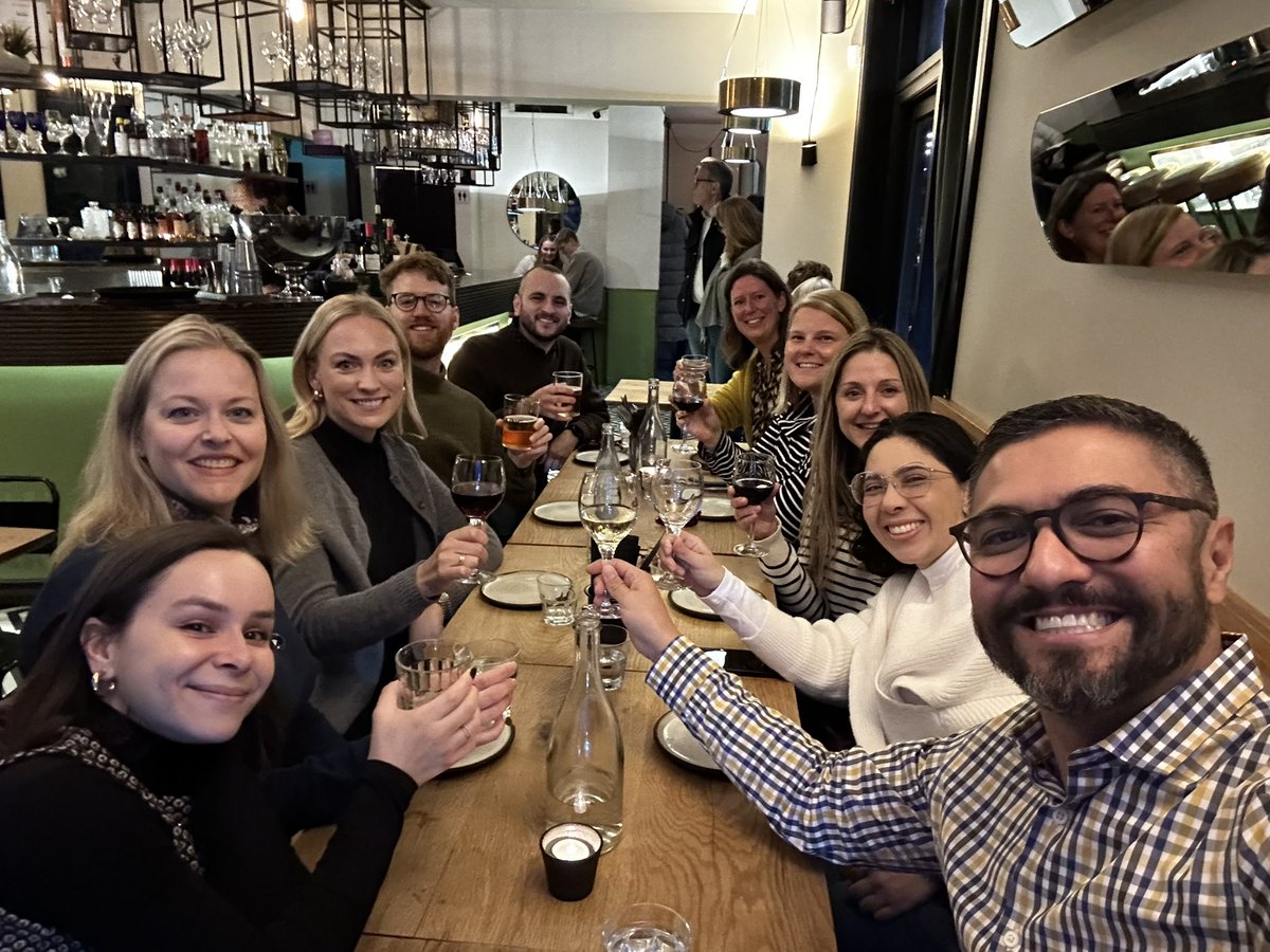 Happy to be reunited with old and new  <a href="/EMC_ISBD4/">@EMC_ISBD4</a> friends to start off the conference! Don’t forget to come to our workshop tomorrow at 10:00!!!