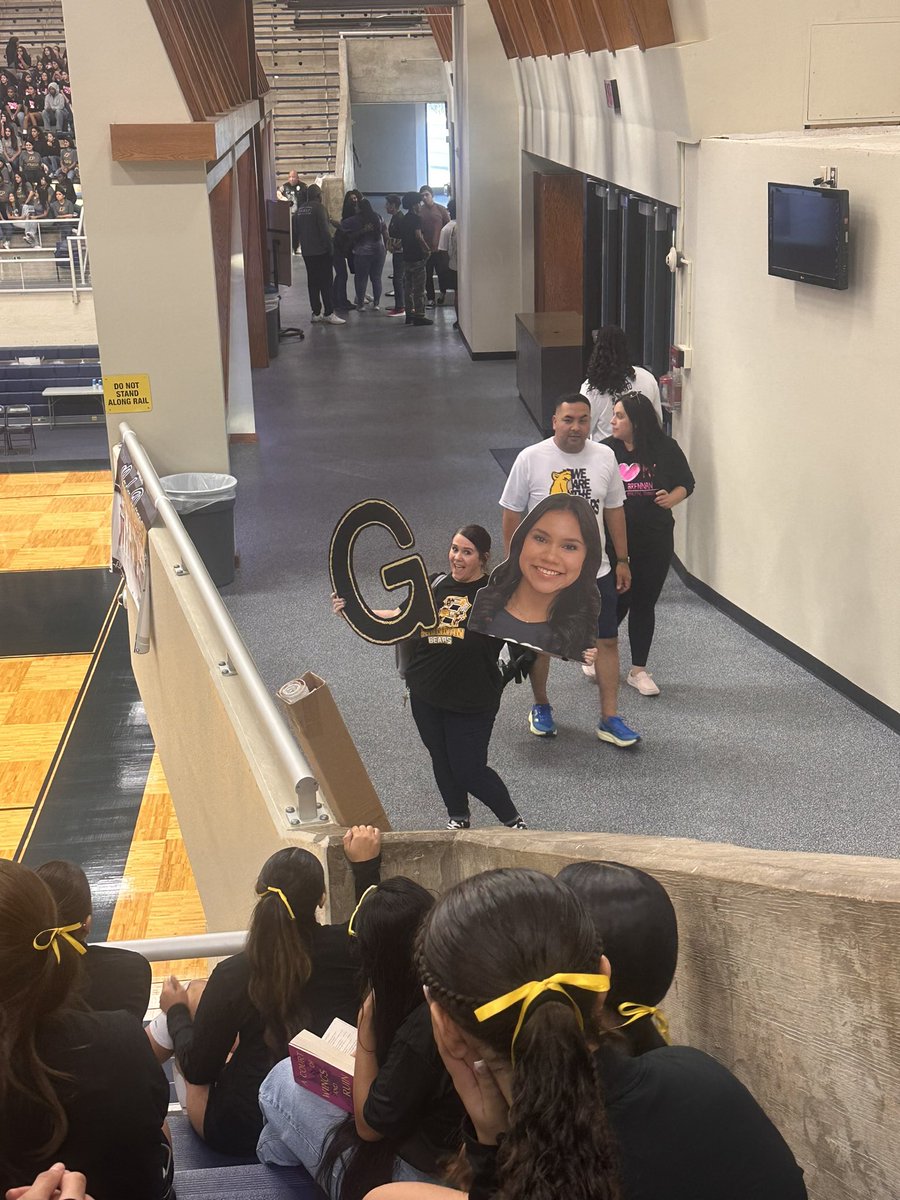Angela Detlaff, M.Ed. (@brennanhs_ale) on Twitter photo My favorite thing to do in a Friday night…support my <a href="/BrennanBearVB/">BrennanVolleyball</a> girls with a great win over Warren! My favorite thing to do in a Friday night…support my <a href="/BrennanBearVB/">BrennanVolleyball</a> girls with a great win over Warren!