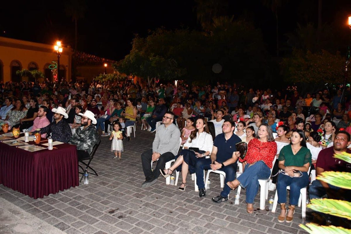 DMocorito's tweet photo. Celebran con Éxito el Concurso de Aficionados al Canto en el 430 Aniversario de #Mocorito

#MocoritoPuebloMágico #ConcursoDeAficionados2024 #430AniversarioMocorito #Sinaloa #TransformandoContigo https://t.co/d4cBFC24S1