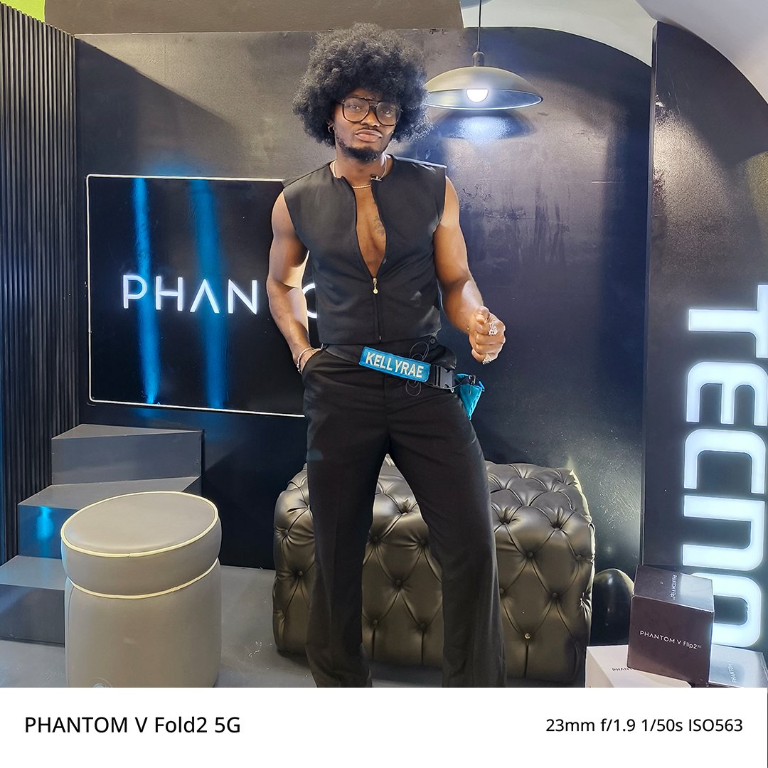 TECNOMobileNG's tweet photo. The man of the hour @iamkellyrae1 
Happy Birthday HOH

#BBNaijaS9xTECNO
#ShotOnPHANTOM
#BBNaija https://t.co/JWlZoHCOdw