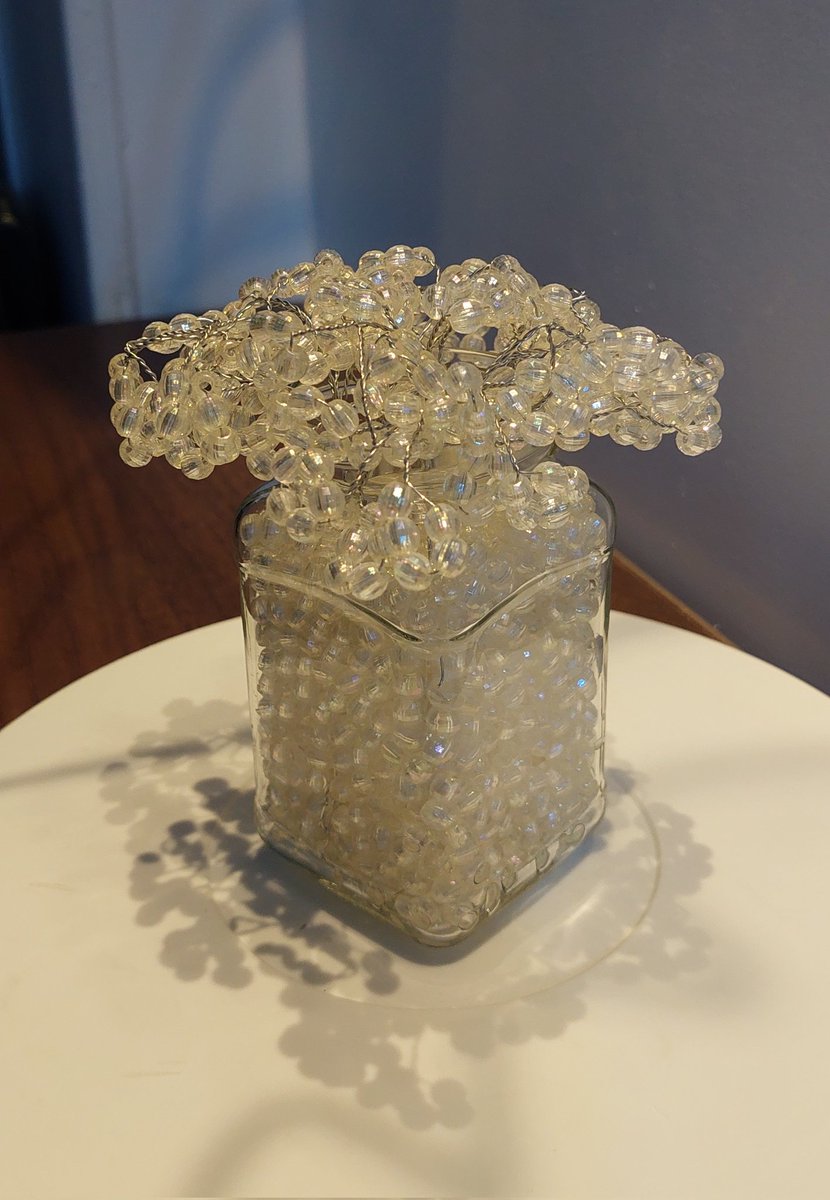 NabilJossian's tweet photo. New project♥️👍
Let's take the first step in beaded decoration ! https://t.co/DbmCULEK3x