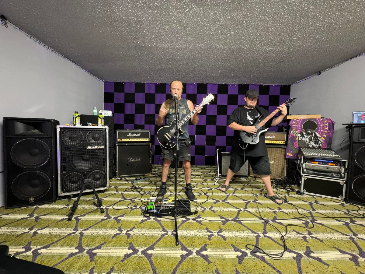 CyborgAssassins's tweet photo. Cyborg Assassins rehearsal last night was a great time. Working on new music and looking for a drummer in Las Vegas. https://t.co/PUbzeCbXtn