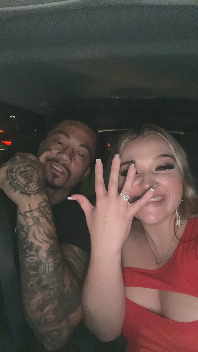 _maceyann_'s tweet photo. Y’all can call me Mrs. Fowler now 💍😜 https://t.co/4WdXZIe3re
