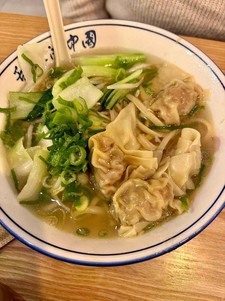 chixyanz's tweet photo. #food #saturday #weekendbelike #gastronomy 🍲🥟🍛🍖🥗 https://t.co/Un9ILxtvD1