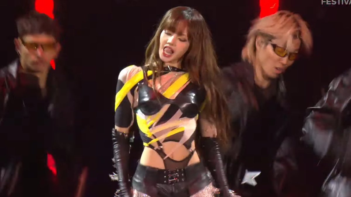 BPINKLATINO's tweet photo. esto es una locura!!! 🔥🔥

LISA FOR GLOBAL CITIZEN
#LISAxGLOBALCITIZEN
#GlobalCitizenFestival https://t.co/Ff3bfAVJjr