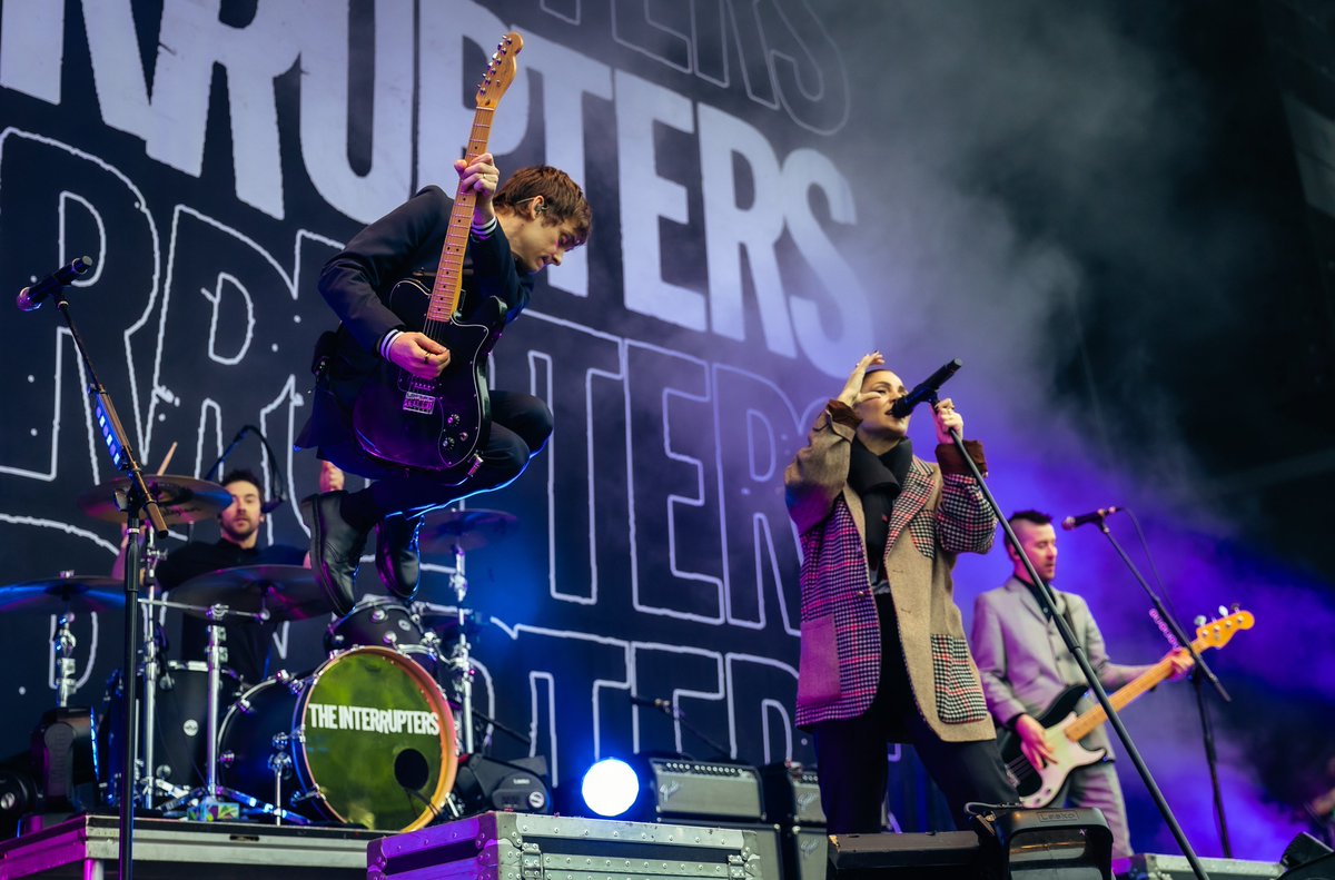 Ryan J. Smith tweet media