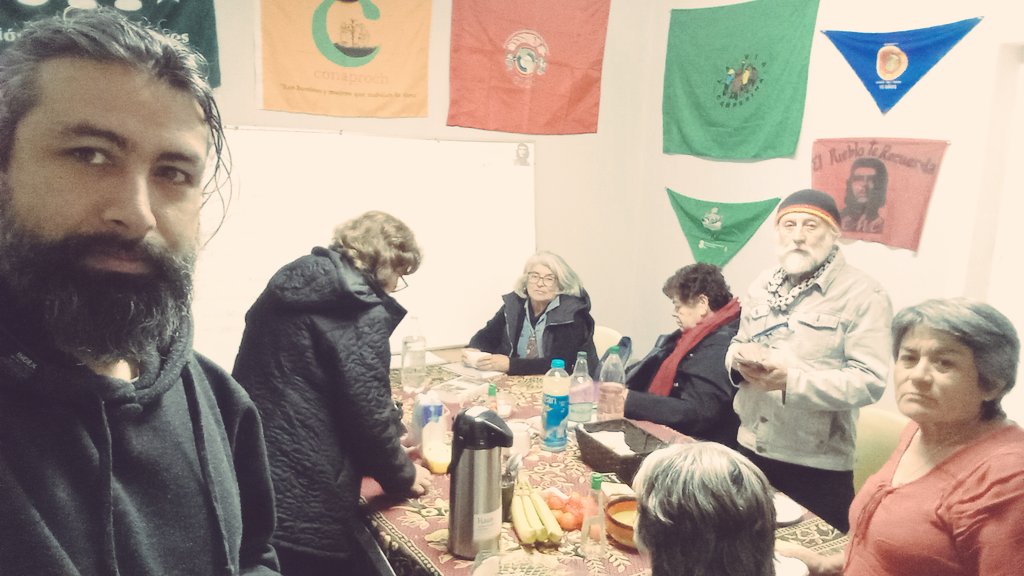 dsandovaln1's tweet image. Reunion de directorio. Se viene la asamblea anual ordinaria y el desafío de diseñar estrategias formativas de producción campesina para jóvenes.
#soberaniaalimentaria #chile #conaproch #campo #Alimenta