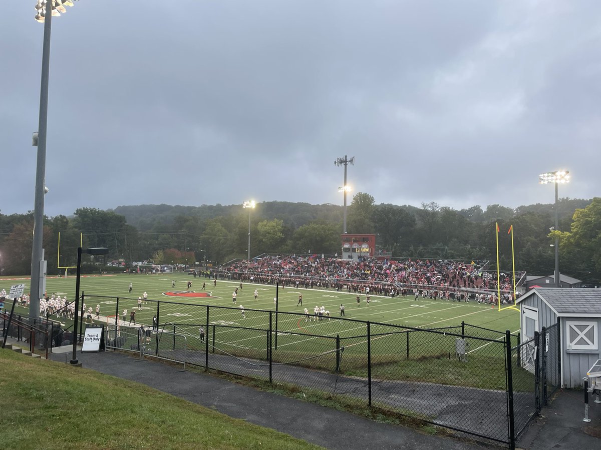 montclairstateu's tweet photo. Thank you to all who stuck it out with us in this weather for #RedHawkHomecoming 🏈

You make this community special. 🙌 Until next year… 👋♥️ https://t.co/AeHoX6EoQu