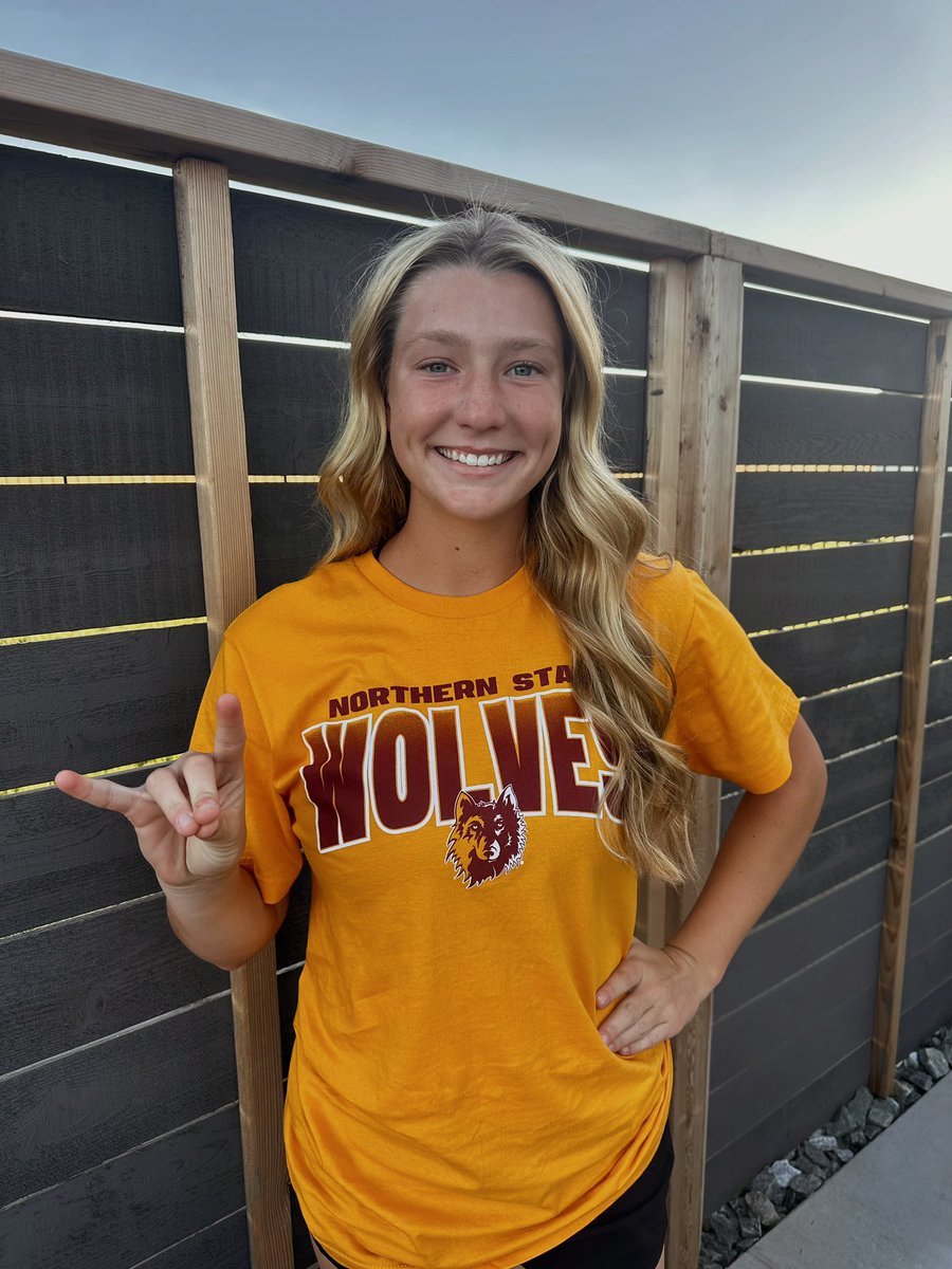 KinsleyStover's tweet photo. THE NEXT FOUR!!🐺

@PLSTitansSB https://t.co/W8lYQdBiyJ