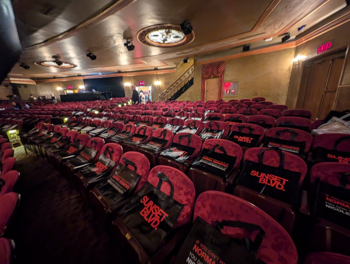 Sunset Blvd to start soon on Broadway