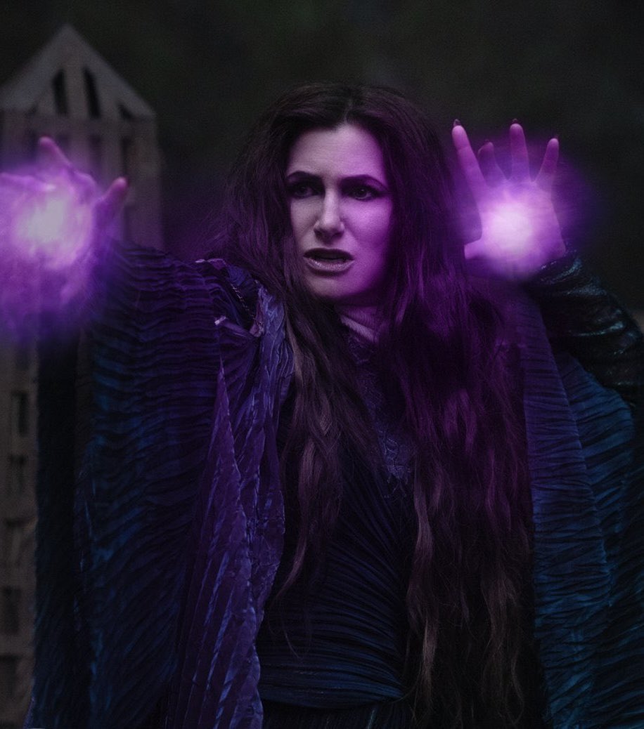 hayffiestrinket's tweet photo. I love evil women https://t.co/RqMDtRVzdz