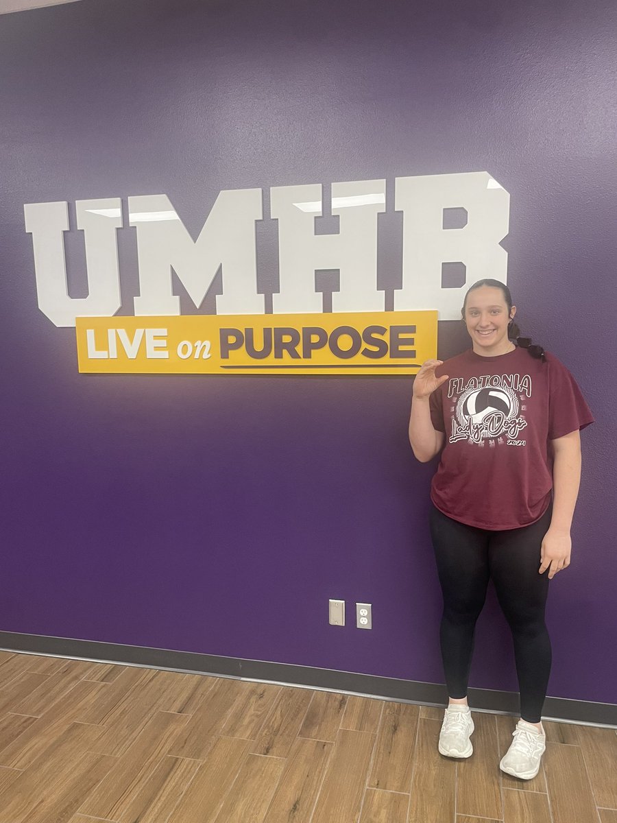 allie_uzzell's tweet photo. I am beyond blessed to announce that I will be continuing my academic and athletic career at UMHB! I would like to thank my family, friends, teammates, coaches, and most importantly my Lord and Savior Jesus Christ ! #CRU @cruwomenshoops @flatoniadogs  @FlatoniaISD https://t.co/xlcWMQBLDg