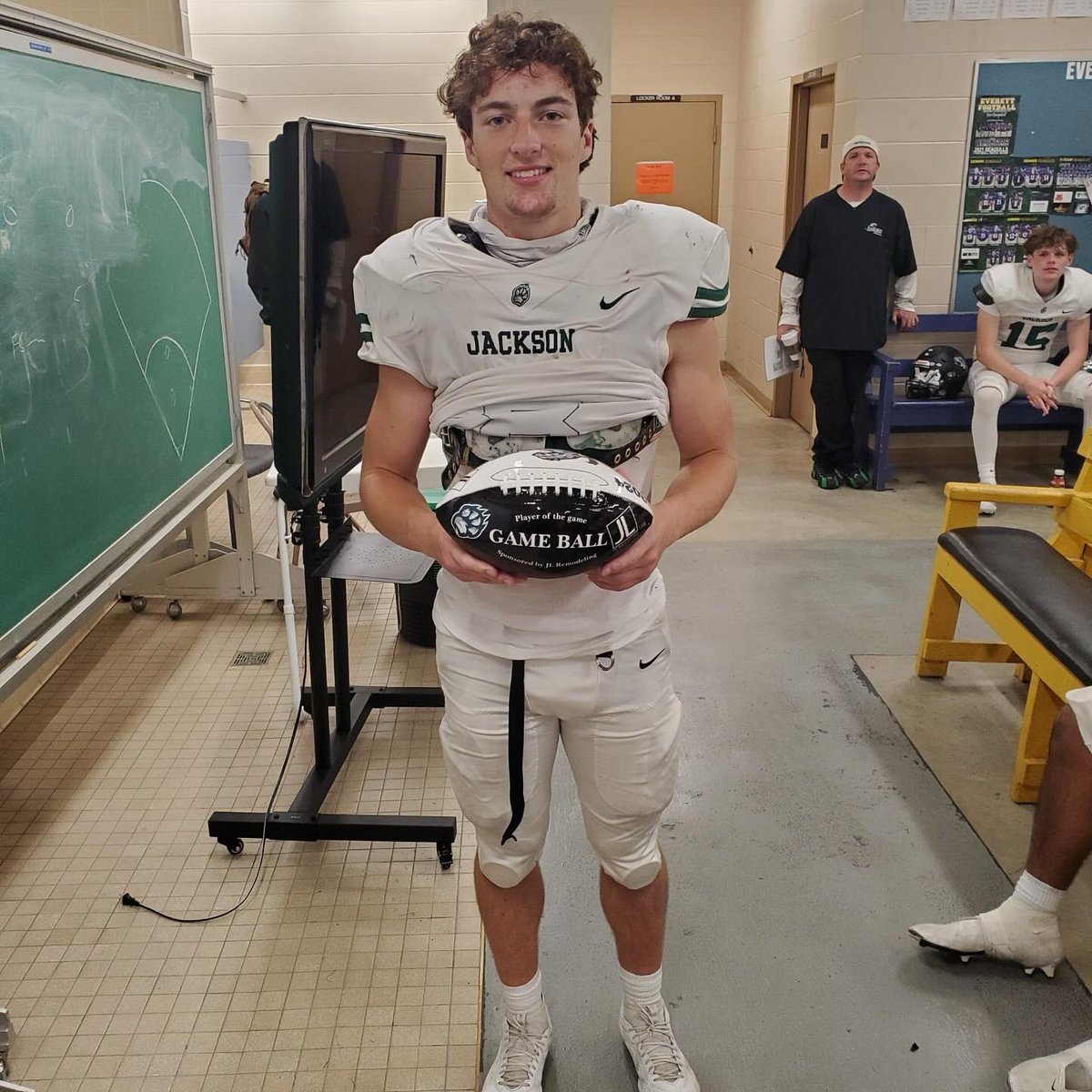 TWolvesFBall's tweet photo. Congrats to #8 Cole Truant - the JL Player of the Game! 
#jhsfootball #thepack #3strong #AsOne #stackem
@TruantCole https://t.co/eG9E2ShN60