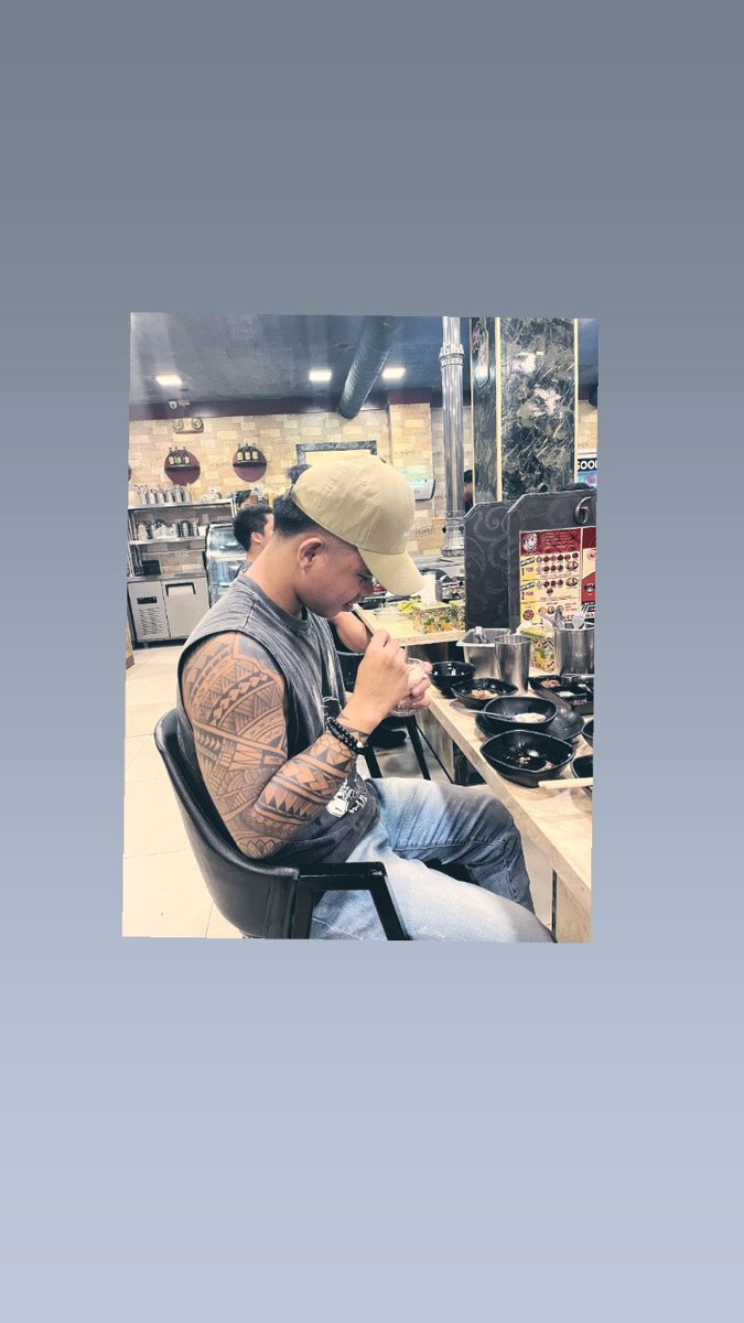 boylabo7inchess's tweet image. Lesgo