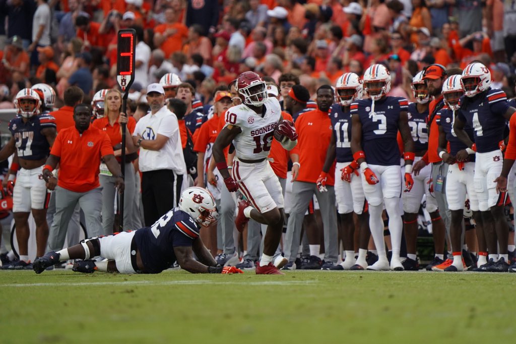 Sooner Magic !! 

#10 for the pick6 
#Boomer #sooner 

<a href="/OU_Football/">Oklahoma Football</a>