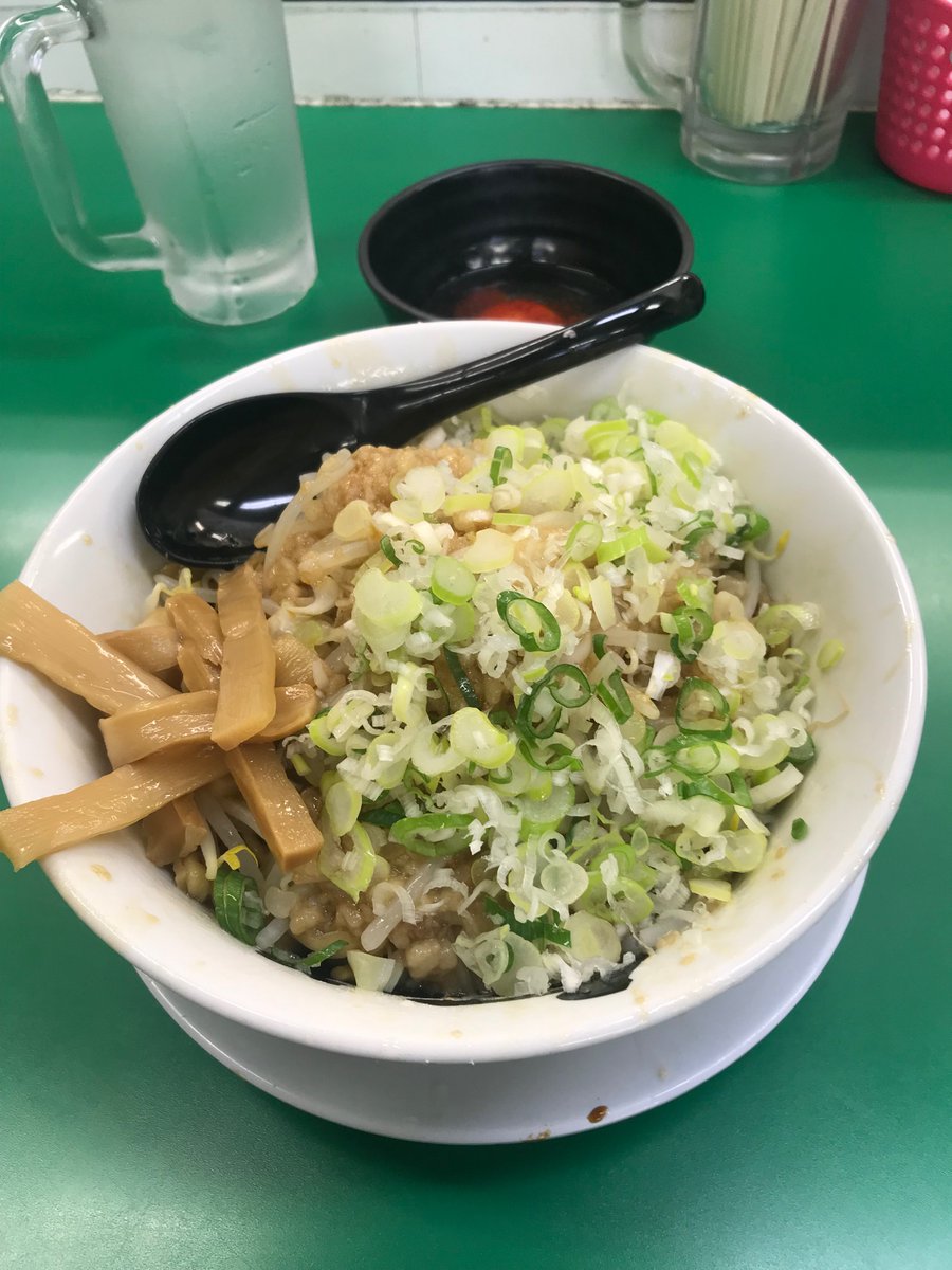 SYOTA41739629's tweet photo. 昨日の昼に約1ヶ月弱ぶりの今粋‼️
人かなり多くて悩んだけど待って正解だった‼️
やっぱりめちゃくちゃ美味かった😭
麺のバキボキ感最高♥️
またよろしくお願いします🙇‍♂️
定期的に食べないといいですな🤪笑 https://t.co/dEi3c26TKK