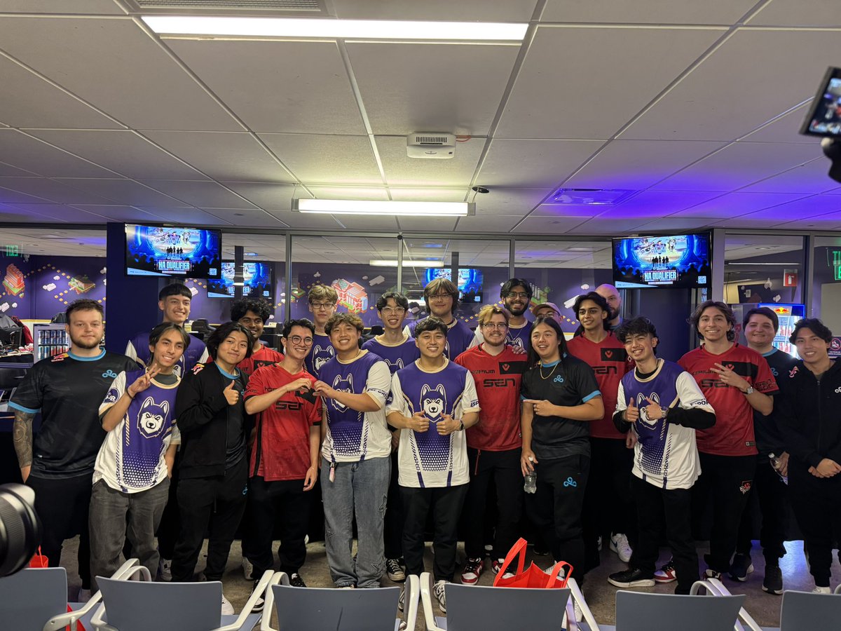 UW Vardizzle tweet media