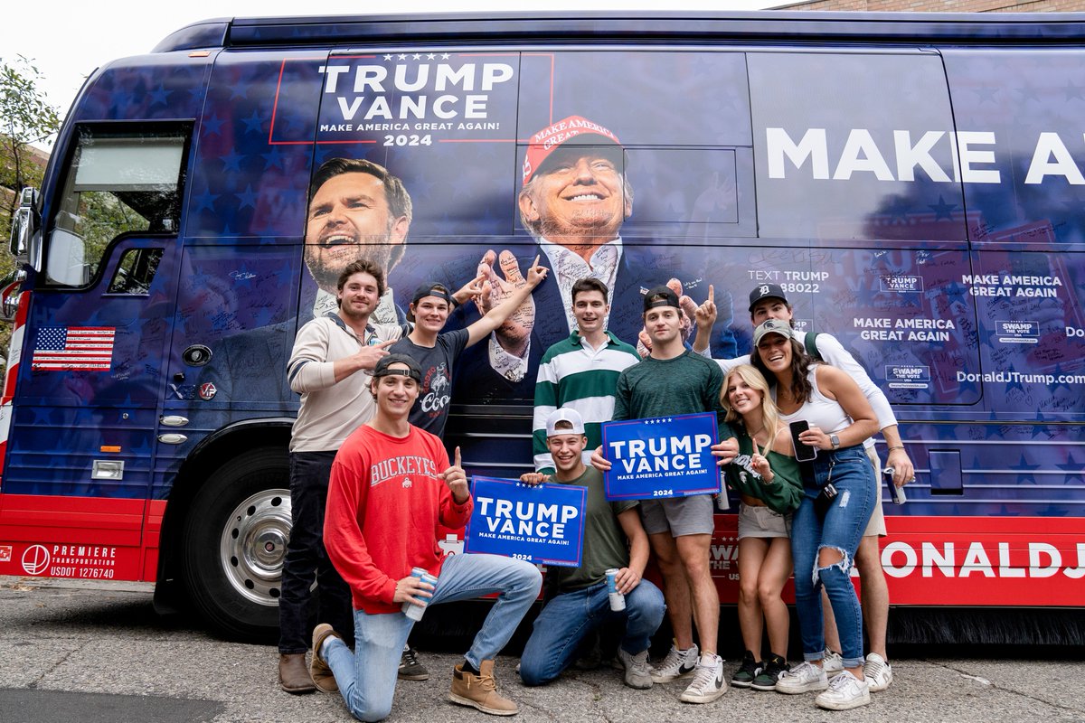 TeamTrump's tweet photo. The Team Trump Bus Tour stopped by Pi Kappa Alpha at Michigan State in East Lansing — and they were FIRED UP.

38 DAYS.

https://t.co/6igA5aX2Ui https://t.co/o5rpsqmU4d