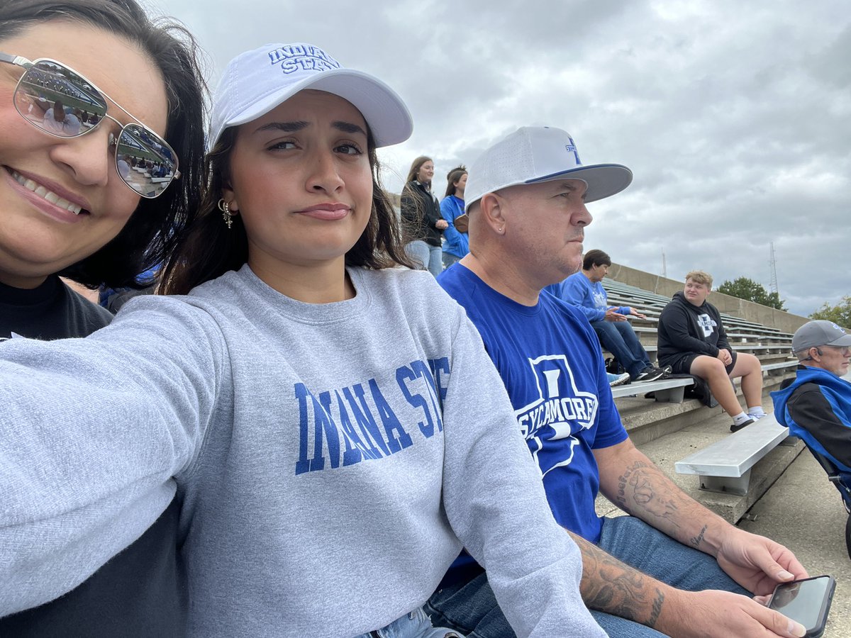 E_7018's tweet photo. Football Game @IndStFB &amp; Volleyball Match @IndStVB #rolltrees #familyweekend https://t.co/gtkfPFgPyn
