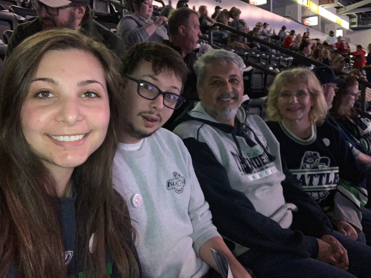 ZKatsel's tweet photo. @SeattleTbirds we out here. LETS GO BIRDS!
#welcometothesho https://t.co/UAlkAgIYyR