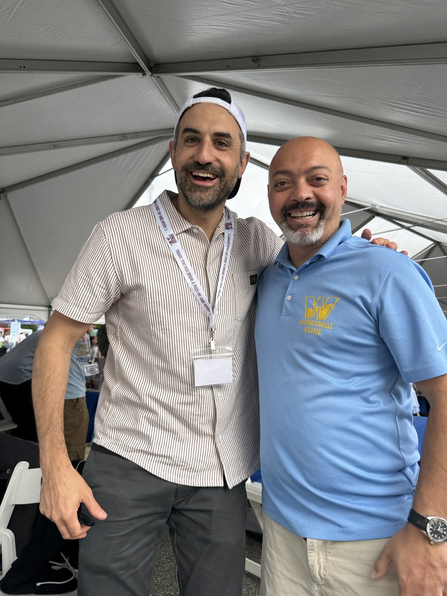 ⁦<a href="/Jarrett_Lerner/">Jarrett Lerner</a>⁩ great to see you again! One of the best author assemblies out there.