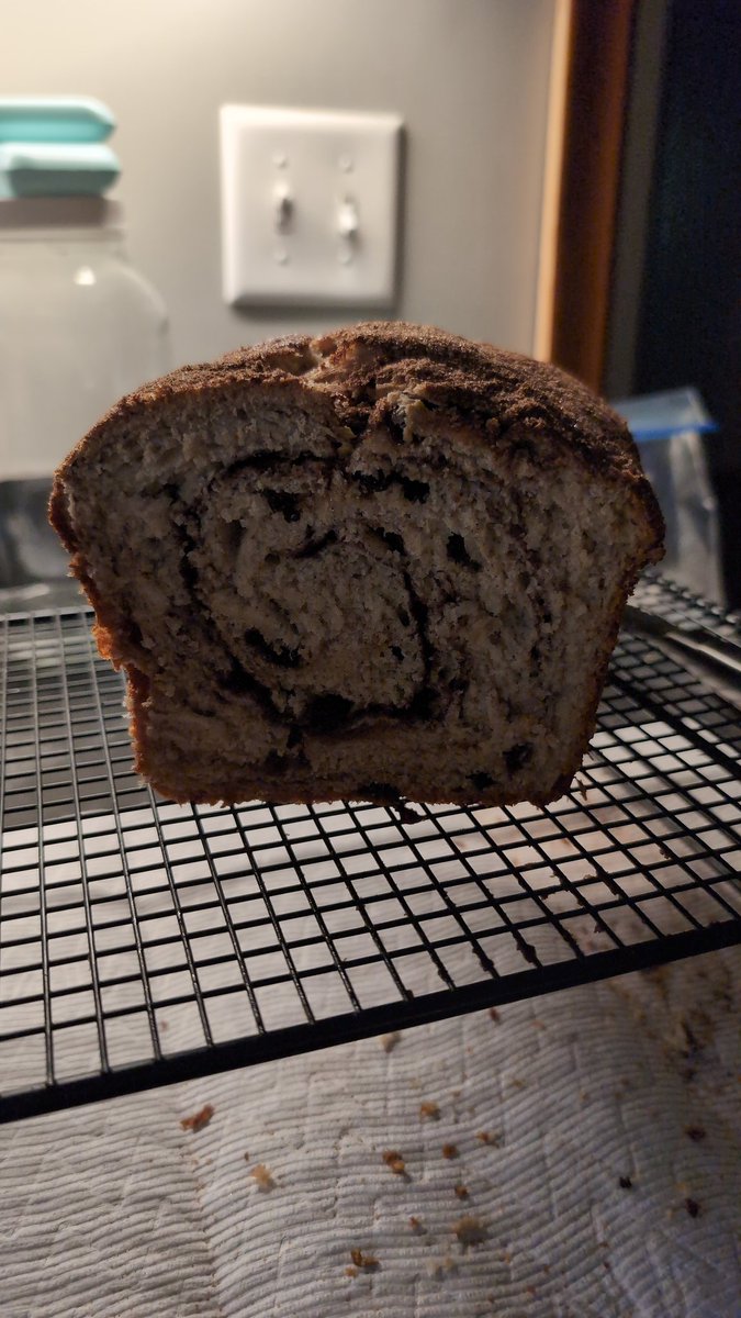 Tacostansia's tweet photo. After today I finally made the big time I can make bread woot woot. https://t.co/2Fnn4KqooE