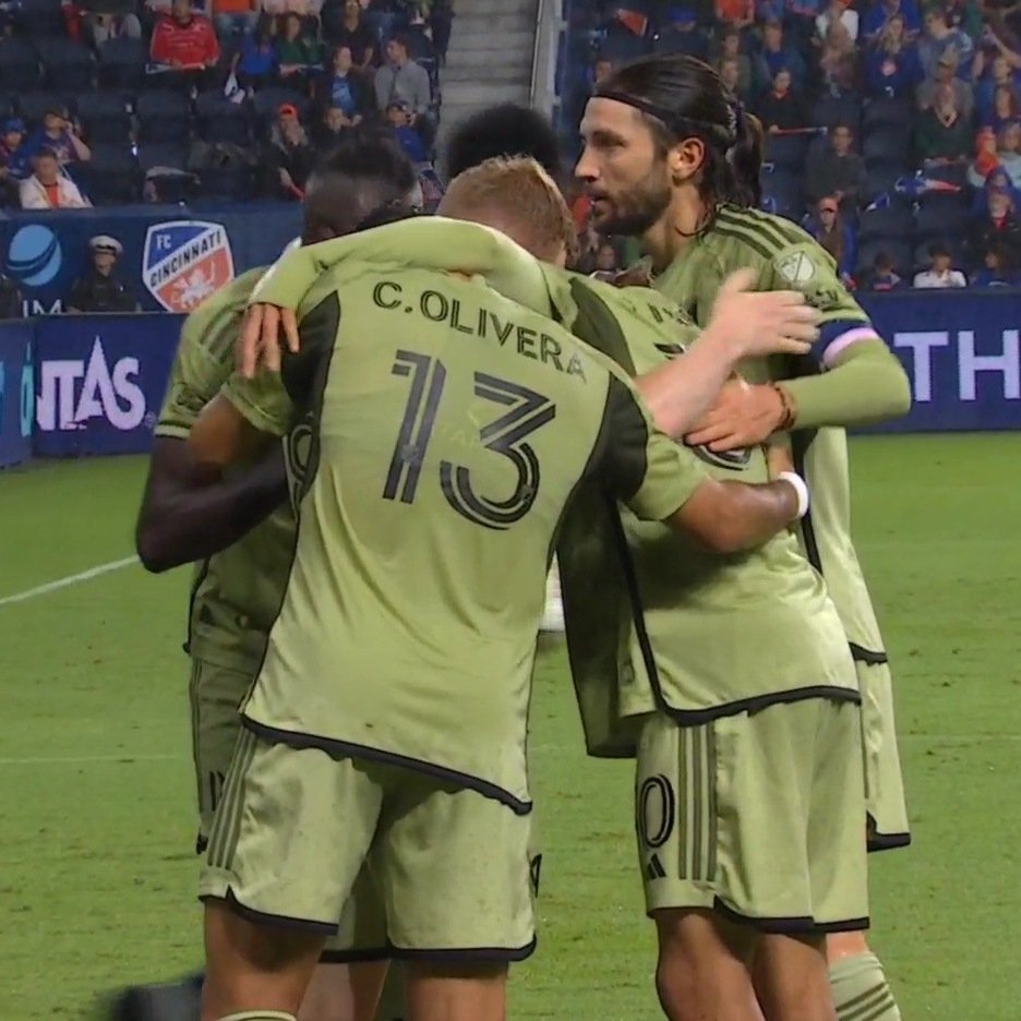 HALFTIME | FC Cincinnati (0-1) LAFC

#LAFC | #CINvLAFC