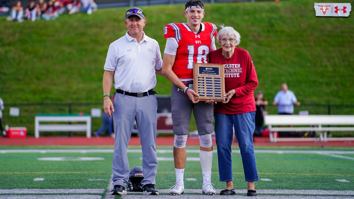 WPIAthletics's tweet photo. Ingraffia TDs and Defense Lead @WPIFootball Over Norwich in NEWMAC Football Opener 🔥

Defense backed by Chieff's 8 tackles (1 TFL) and INT, held Norwich to just 82 rushing and 86 passing yards🗜️

Read for more! ⤵️
📰↠https://t.co/zgXAgeQxYS

🏈𝚡🐐
#GoatNation #d3fb https://t.co/7iCy5b9ujt