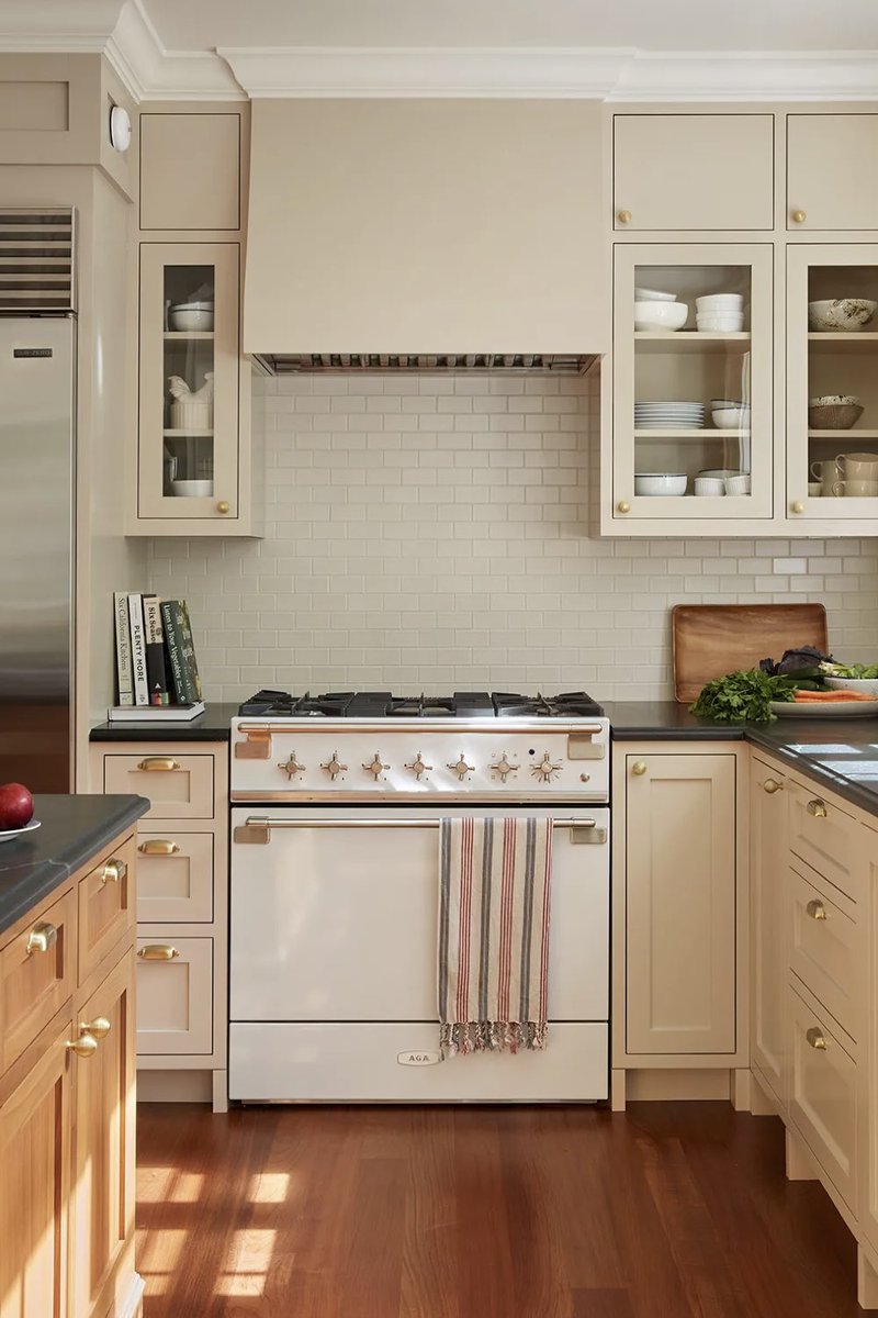 cocondedeco's tweet image. Ma semaine déco | Vous aimez le style cottage? Vous aimerez probablement cette visite déco: cocondedecoration.com/blog/2024/09/s…
#visitedéco #cottage #anglais