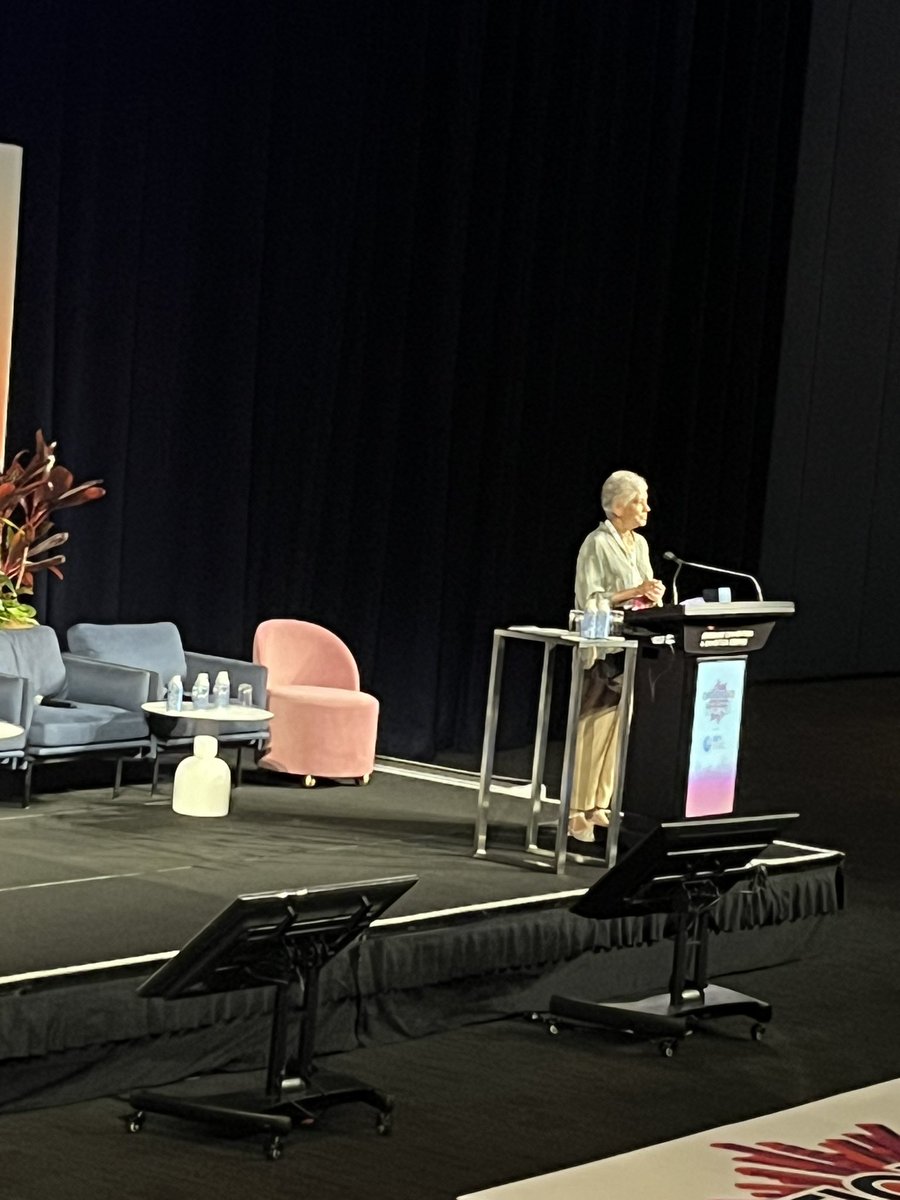 Lifetime Achievement Award given to Kanta Subbarao! Very well deserved! An amazing role model and great scientist  totally deserving of this award🏆🥇Seating next to <a href="/Lakdawala_Lab/">Seema_Lakdawala 🏳️‍🌈</a>, who trained with Kanta, during the announcement almost made me deaf 📢<a href="/options2024/">Options2024</a> #LoveVirology