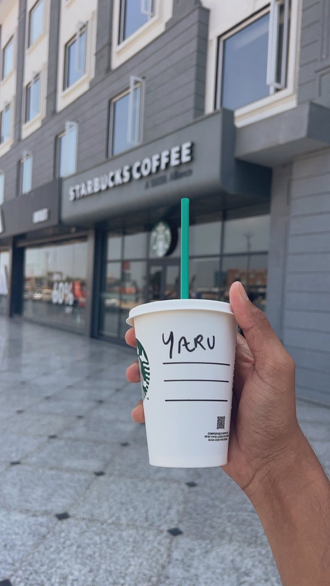 yarujuneja's tweet photo. Cold brew vibes, 0 calories, endless energy. ☕ #BlackBrew https://t.co/7oaC45WNkY