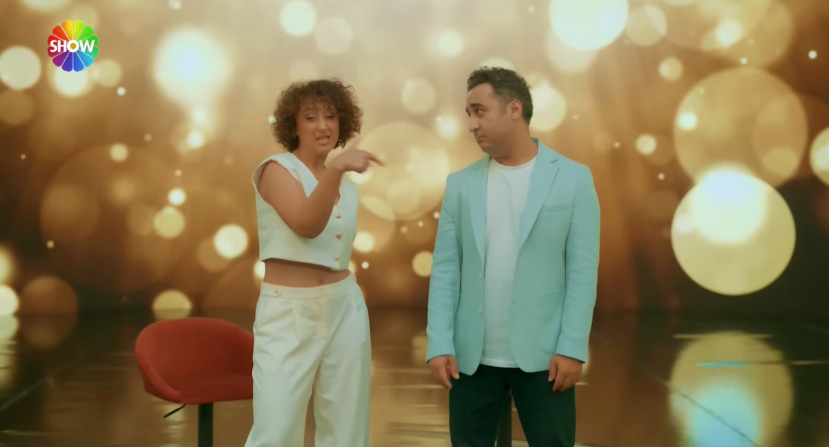 Onlar geri geldiiiiii 😎💫

#GüldürGüldürShow #NaimeBilal